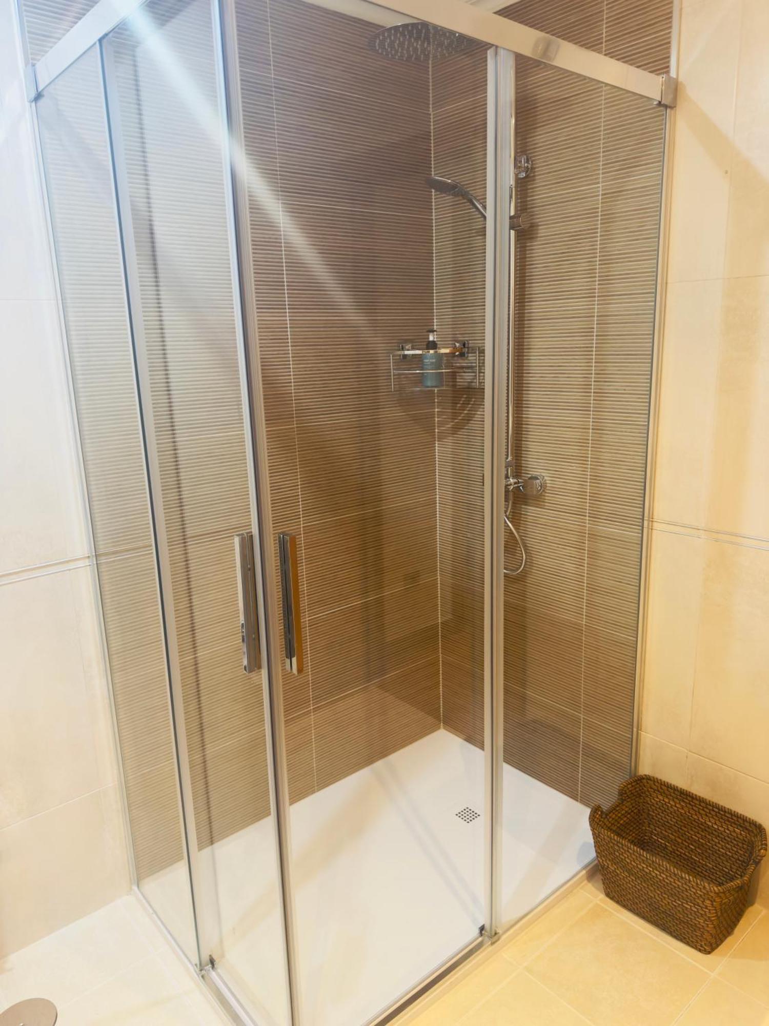 Apartamento En Primera Linea De Playa Riazor A Coruña Buitenkant foto